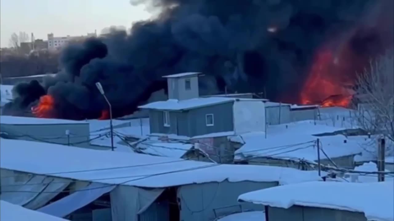 Market in Russian Samara is Burning
