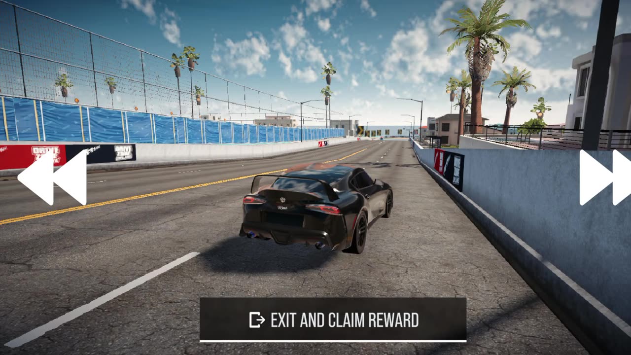 CAR RACE GAMEPLAY ON TRACK