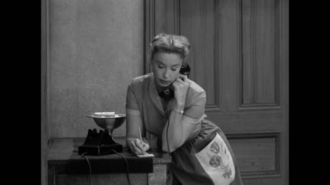 The Honeymooners: The Baby Sitter - Episode 17 of 39