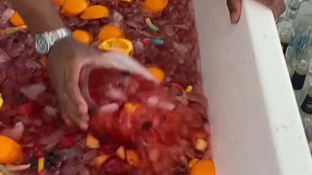 The Bathtub Jungle Juice 🛁🍹