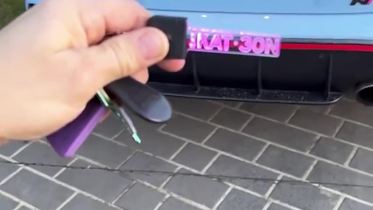 Hyundai Kona N ‘LED Rego Keytag’ showcase made for his partner! 🤩💜