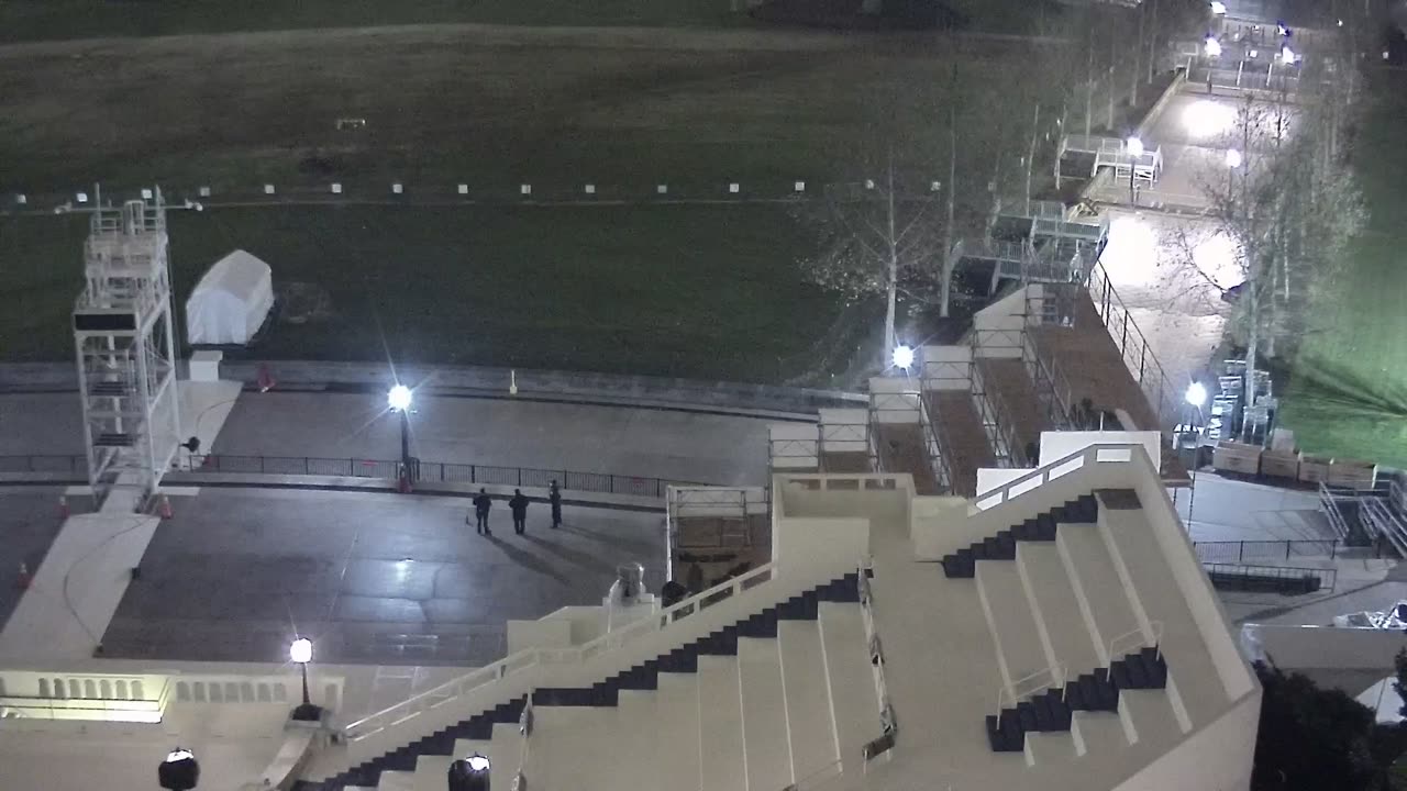 0945USCSRFWestRoof_2021-01-05_18h40min01s107ms.mp4