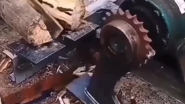 Satisfying Cutting Wood