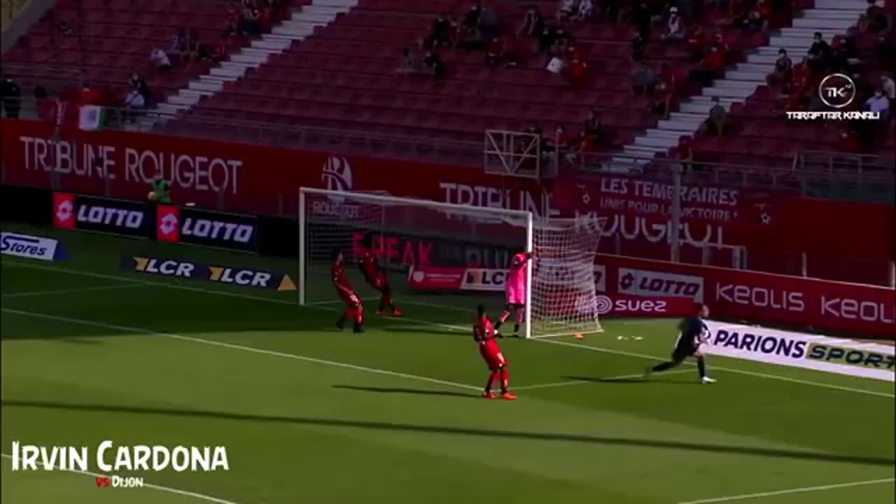 FOOTBALL - Top 10 Incredible Goals Of The Season