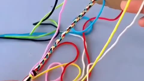 How to make a friendship bracelet DIY