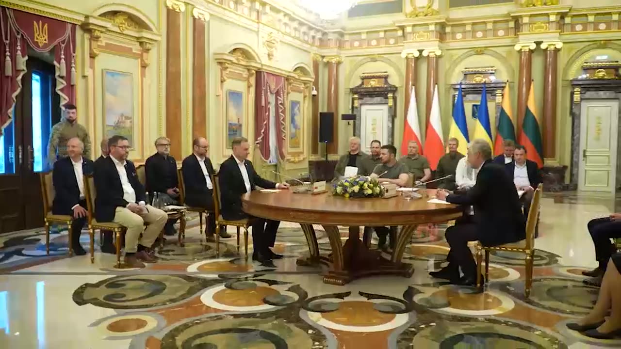 President of Lithuania and President of Poland to Kyiv.