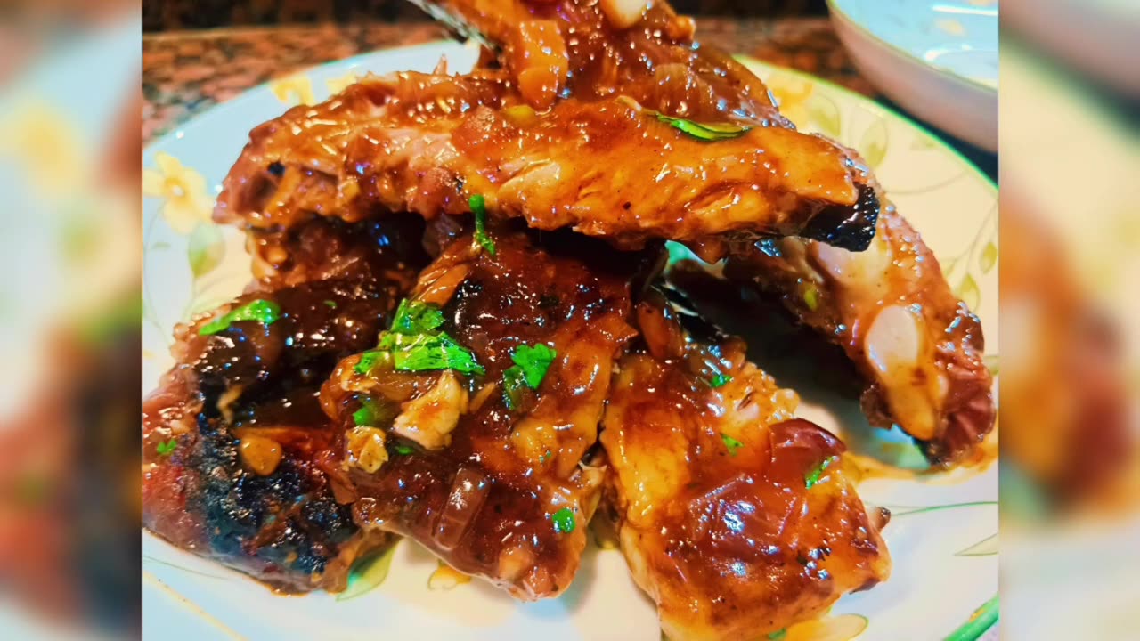 PORK RIBS W_ RED WINE AND CAULIFLOWER BROCCOLI PASTA