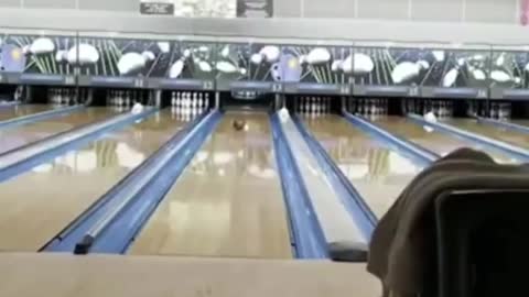 Funny people, awesome bowler shows off