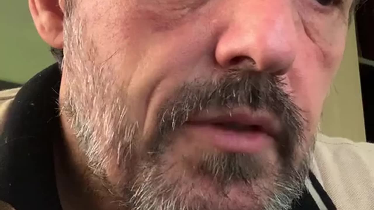 Sua mente mente, inclusive sobre aquilo que considera "a verdade"