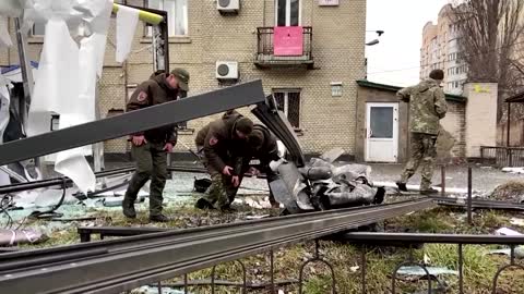 Unidentified missile hits Kyiv