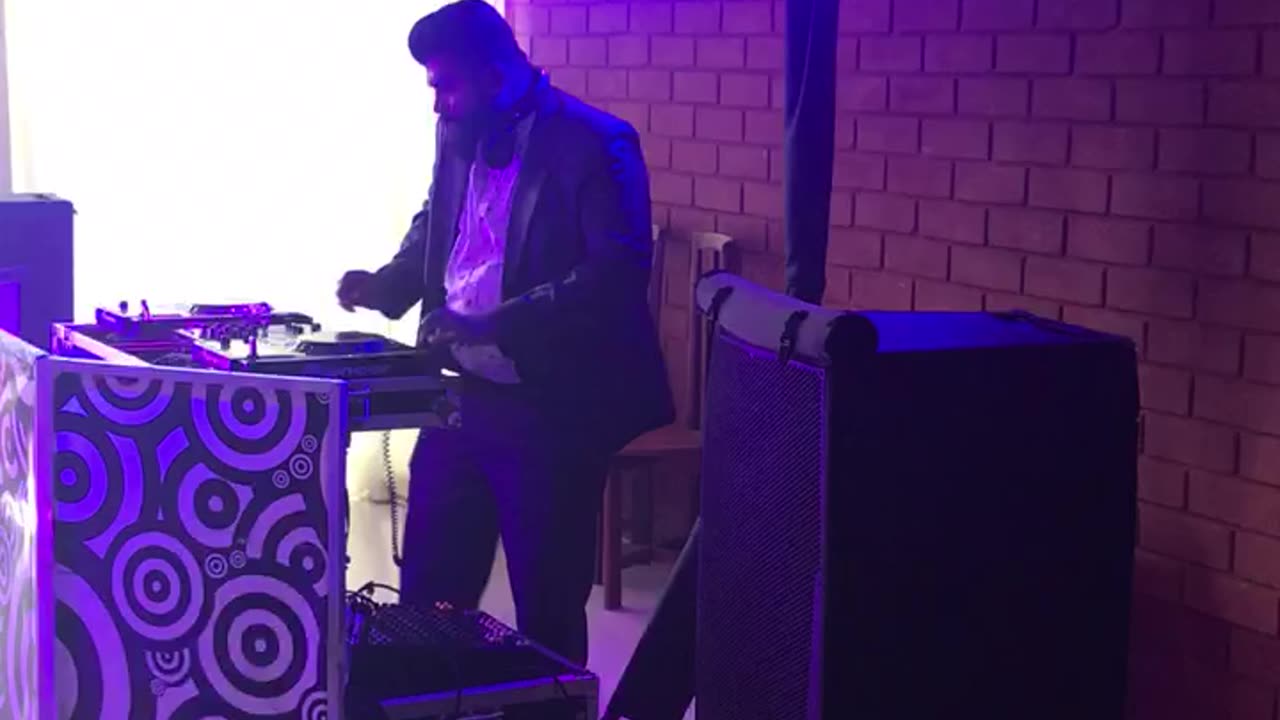 srilankan dj