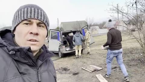 Ukrainians Move Munitions to the Front