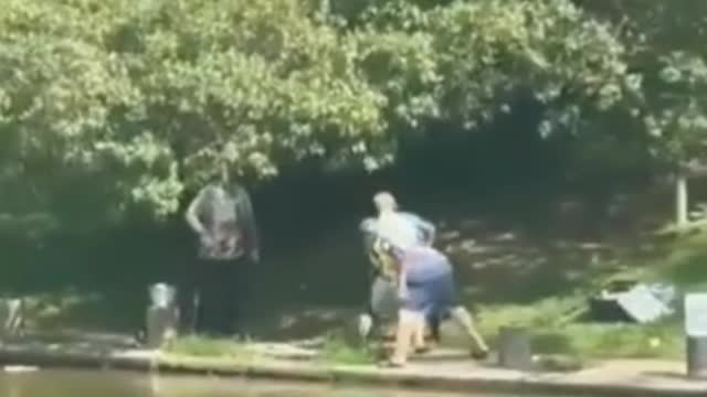 It's Monday everyone time to fight