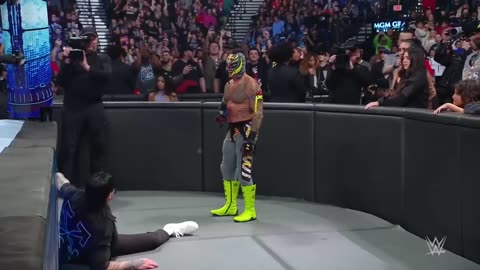 Rey Mysterio snaps and punches his son Dominik!: SmackDown, March 24, 2023