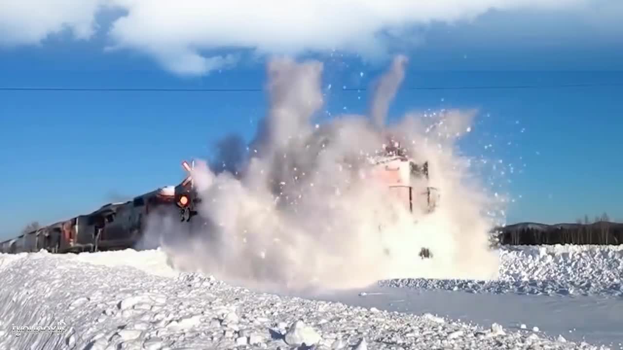 awesome powerful snow plow train removal