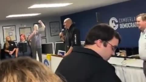 Fetterman HUMILIATES Himself In Front Of Crowd, Talks About "Thankscoming" Later This Month
