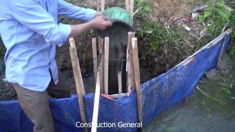 Blocking The Water Flow To Build Mini Hydroelectricity