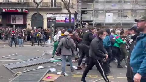 FRANCE: REFORME des RETRAITES, MANIFESTATIONS à PARIS. Acte 2