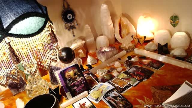 Libra Dec 2021: Let your inner beauty shine of freedom. Magical transformations!