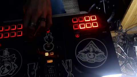 [Cyraxx Facebook 2022-02-20] live DJ REMIXES