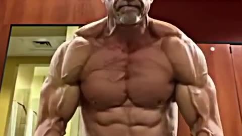 Old man bodybuilding 💪