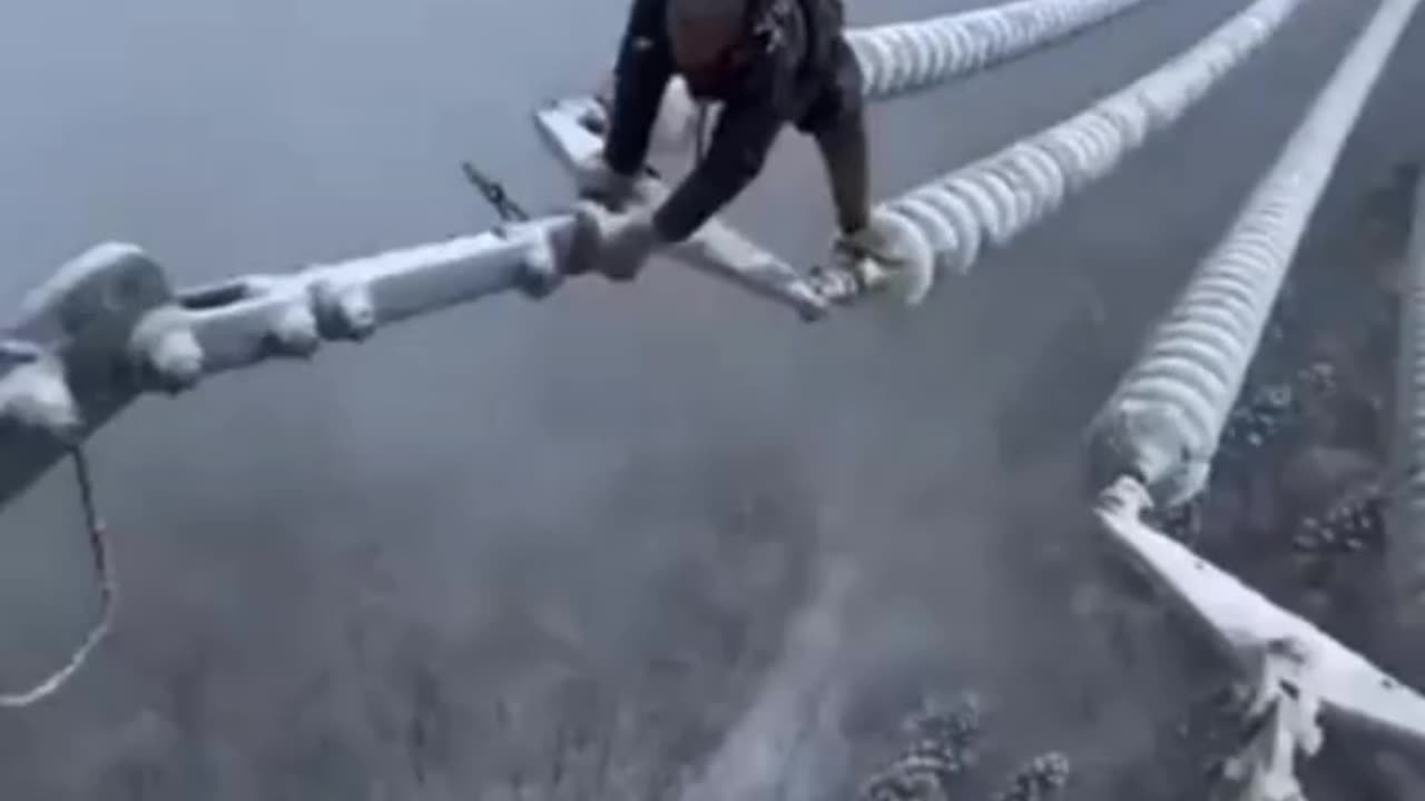 Repairing work on high voltage wires