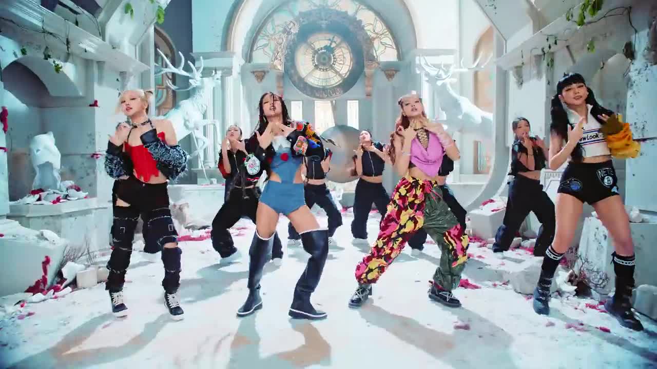 BLACKPINK - ‘Pink Venom’ M-V