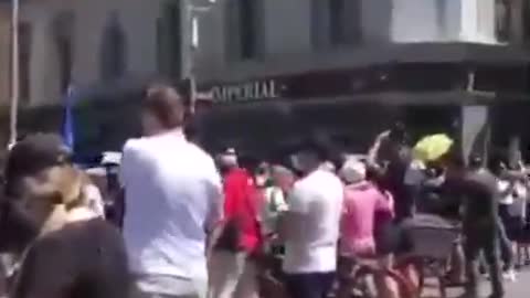 UN cops in Melbourne