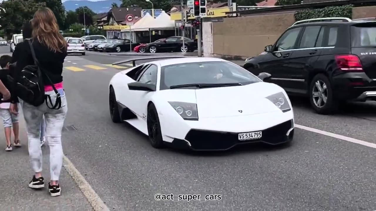 Best of Lamborghini_ pure V12 sound _ start-up_ Aventador SVJ, SV, Ultimae, Murcielago SV, Countach