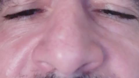 Um homem em silêncio e calmo durante uma batalha é assustador??