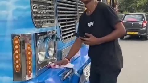 Sri Lanka Highly Modified Buses - Funny Video🤣🤣🤣