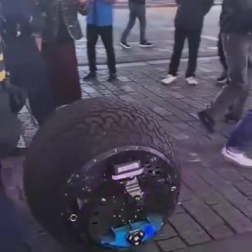 "Robotic Hunter! China Unveils Spherical Police that Chases and Captures Criminals 🚨🤖"