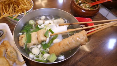 Korean No.1 Tteokbokki!! customers have been lining up since morning! / korean street food