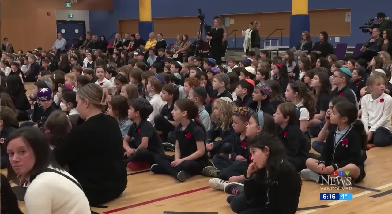 Canada's oldest veteran honoured
