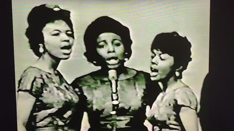 Avons: You Send Me 1965 Live