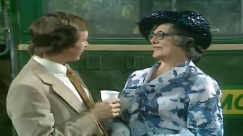 Mind Your Language - S02 - E05 - Don't Forget The Driver.mp4