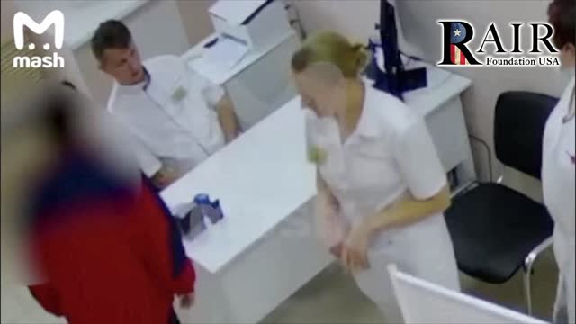 Russia: Muslim Husband Beats Doctor For Examining his Hijabi Wife