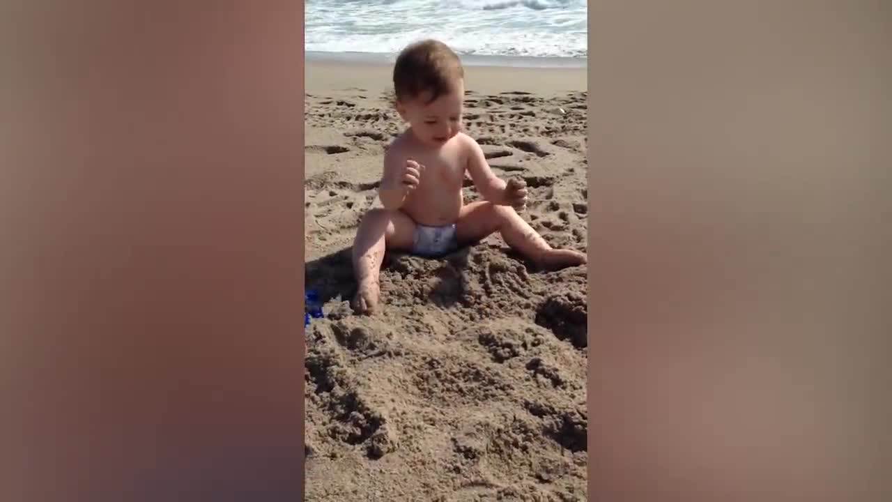 Funny baby fails 😂😂