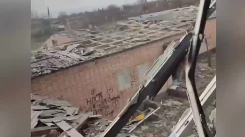 Ukrainians Fighting in the Ruins of a Bakhmut School 4/11