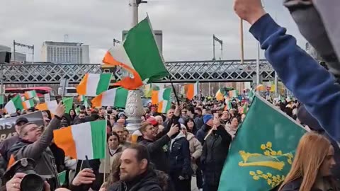 Thousands pack streets in Ireland against mass illegal immigration