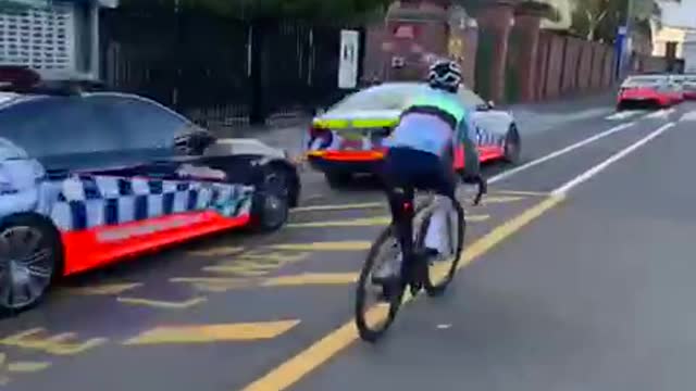 Hundreds of Cop Cars in Sydney as City Calls in 1,000+ Cops in Case of Protests