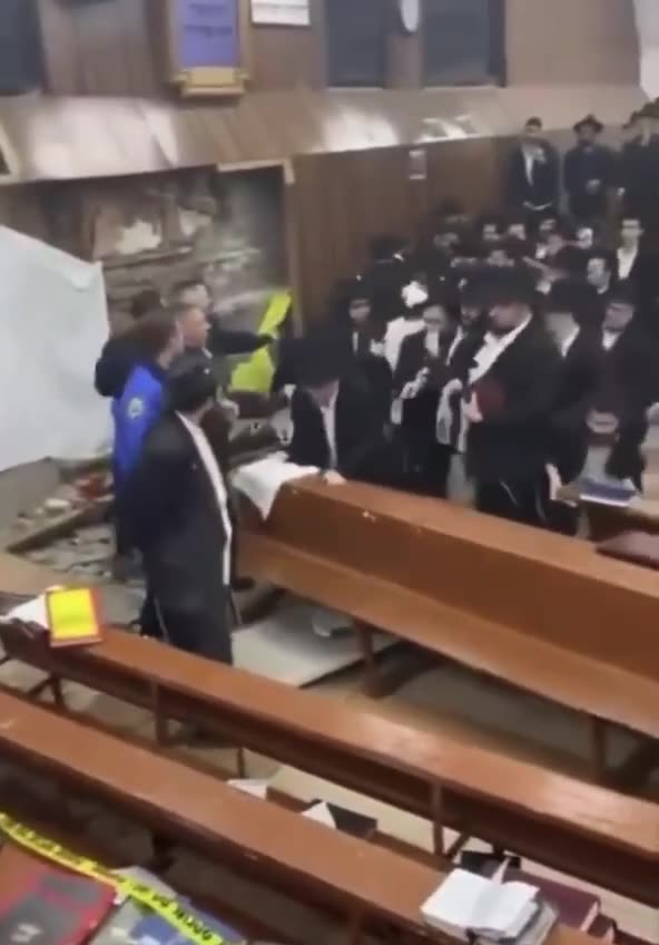 Jewish Synagogue Members Brawl With Police