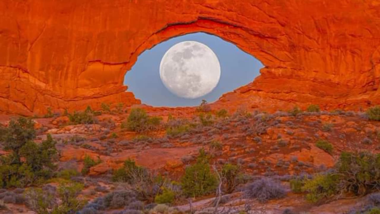HAPPY NEW MOON, FULL MOON PHOTOGRAPHY WITH NEW STYLE