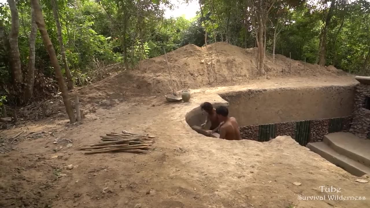 Building an underground house and a swimming pool out of stone!