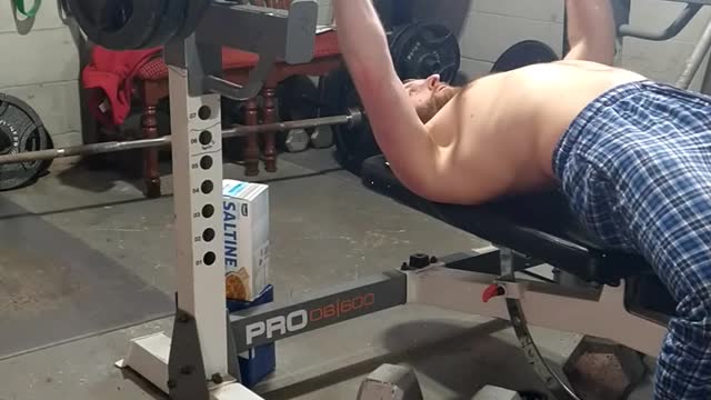 315 hold and lockout pin bench