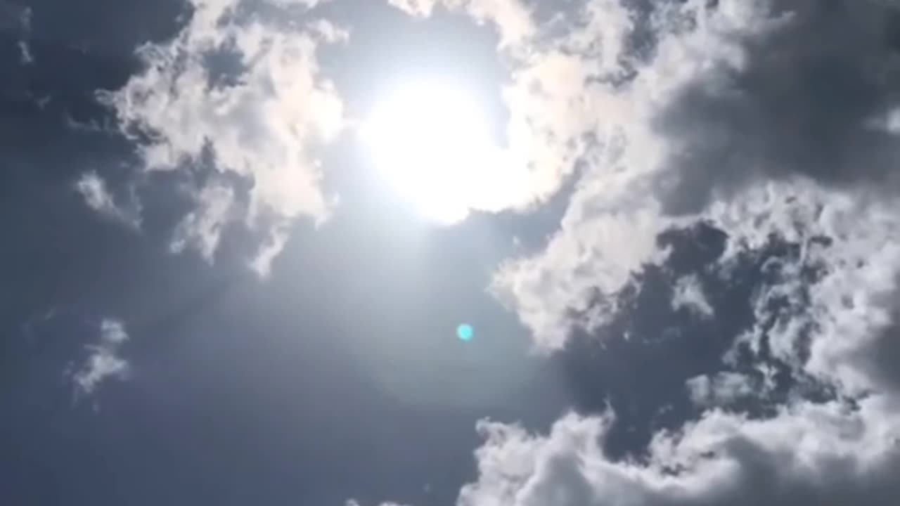 Beautiful Changing Sunlight Timelapse