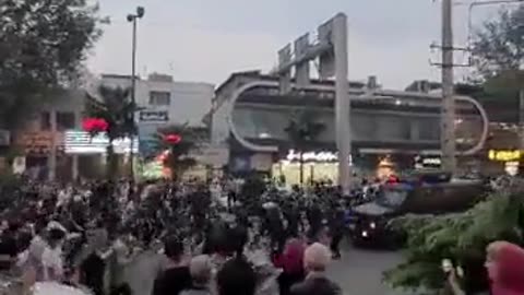 Anti-regime protests continue to spread for the sixth consecutive night in Iran.