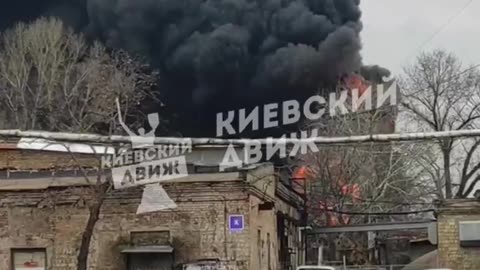 BREAKING NEWS: CHEMICAL INDUSTRY BURNING IN KIEV