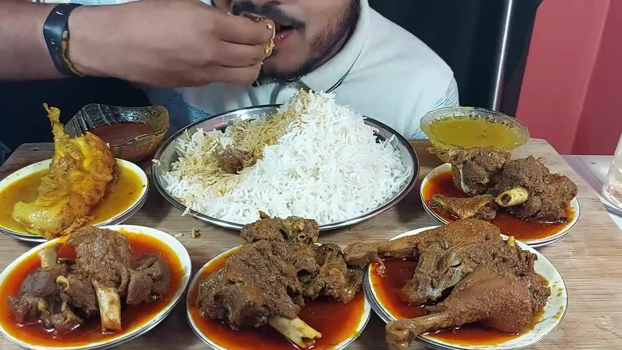 HUGE MEAL SPICY MUTTON CURRY,CHICKEN CURRY,FISH CURRY AND FULL PLATE RICE EATING WITH GRAVY and dal