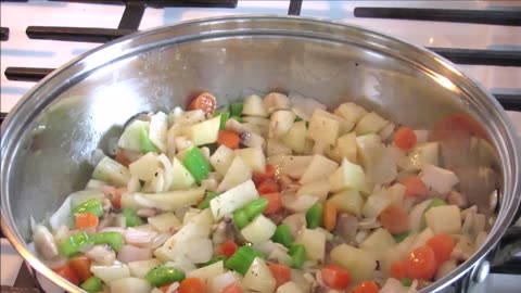 How to Make Easy Chicken Pot Pie / #HomemadePOTPieRecipe